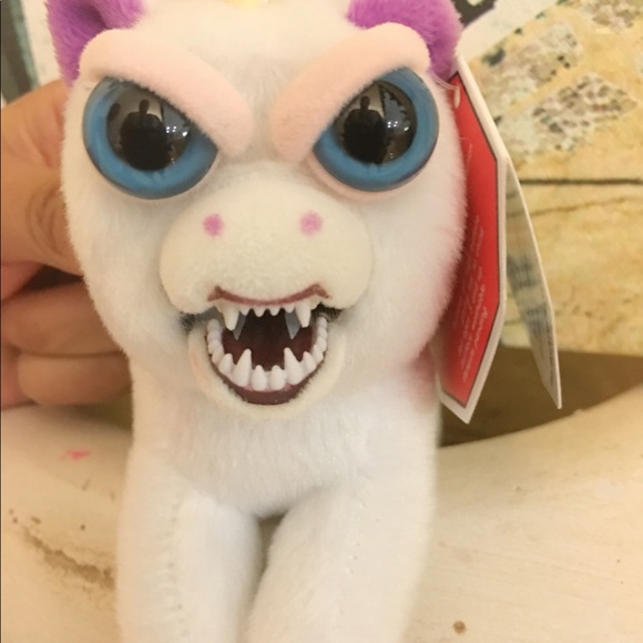 Unicorn Keychain - Picture 2 of 5